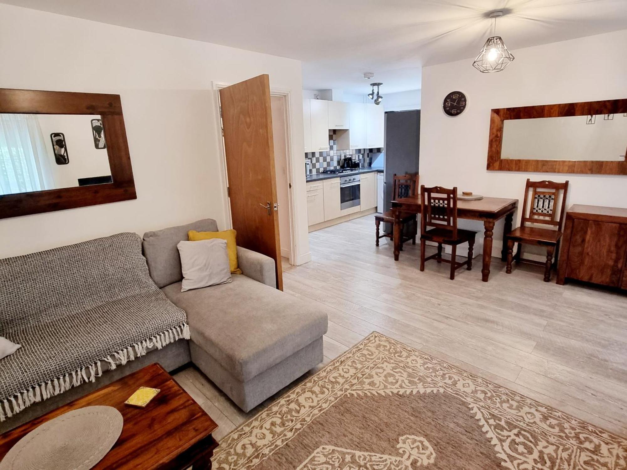 Spacious Two Bedroom Apartment With One Parking Space Тейм Экстерьер фото